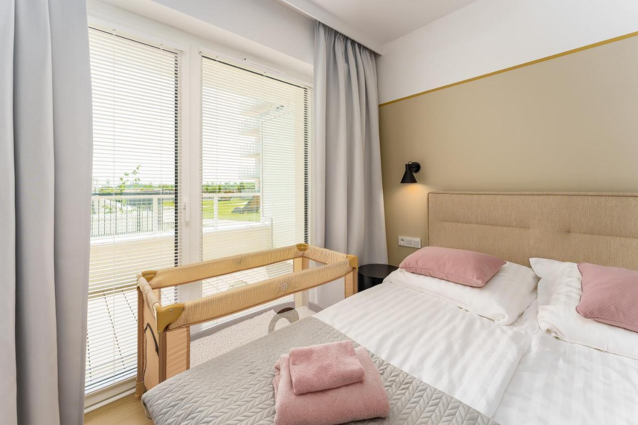 Apartament Nadmorska Przystan Polanki Aqua 코워브제크 외부 사진